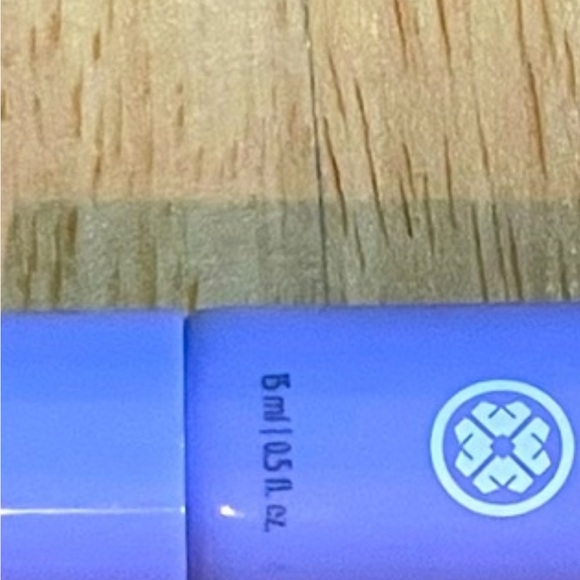 Tatcha The Rice Wash face cleanser 15ml/0.5 fl.oz - Picture 8 of 9